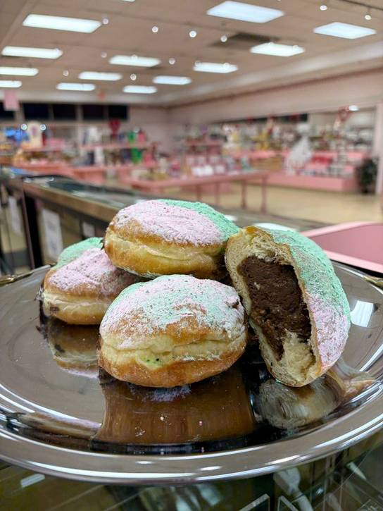 Malley's Paczki with fudge and toffee filling